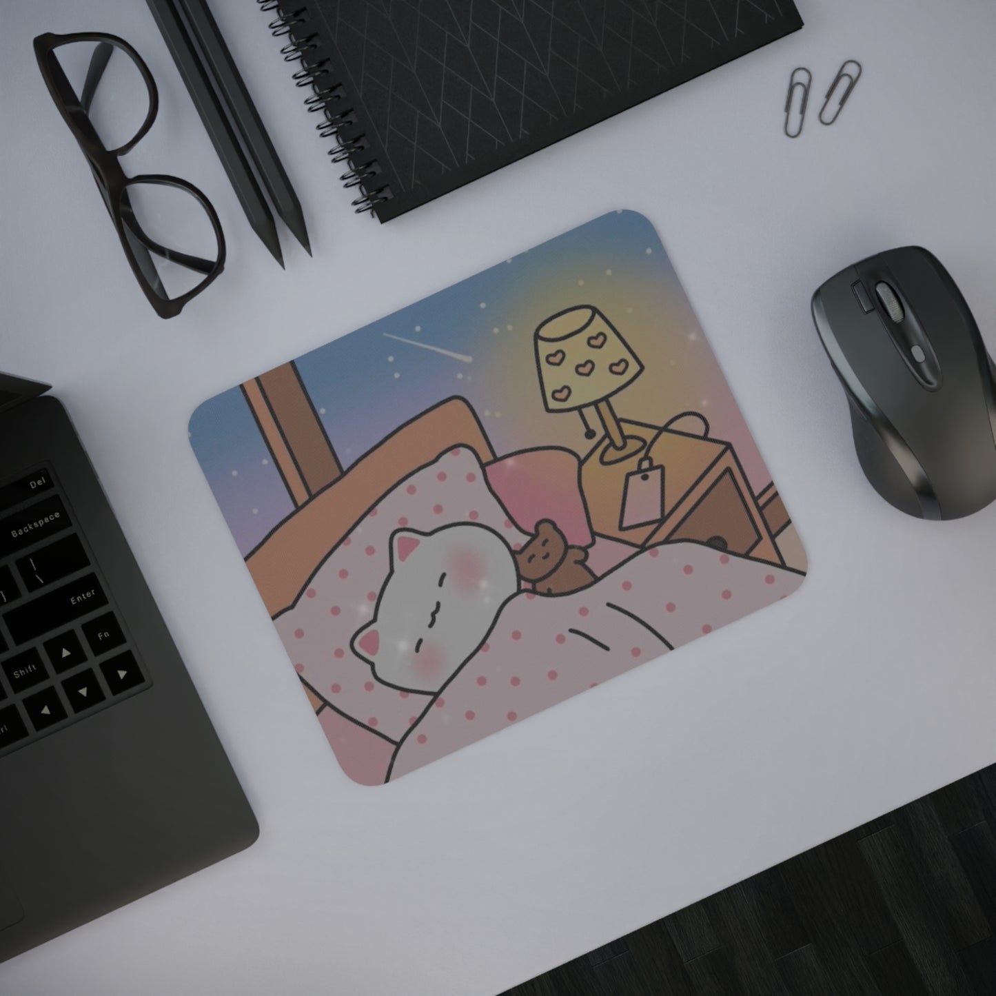 Cute Kitty Sleeping - Rectangular Rubber Base Desk Mouse Pad